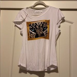 Cheetah gold frame T-shirt